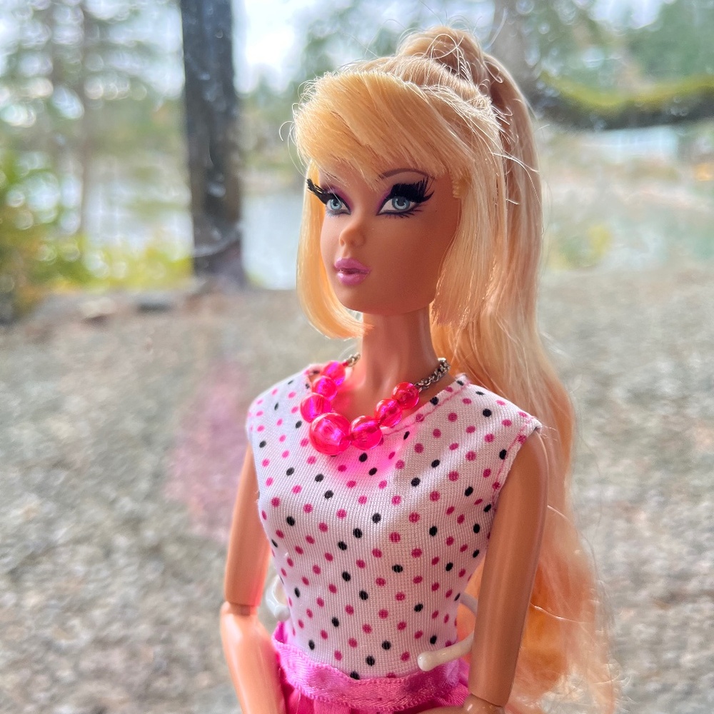 Barbie Doll HTF 2008 Pop Life Barbie Blonde, Gold Label, Limited Edition, Barbie - Picture 2 of 9